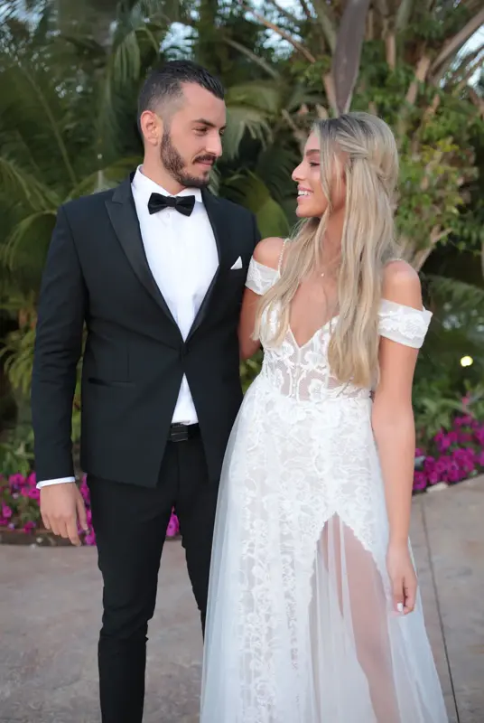 צילום שמלת כלה בחתונה עם מגנטים מקצועיים